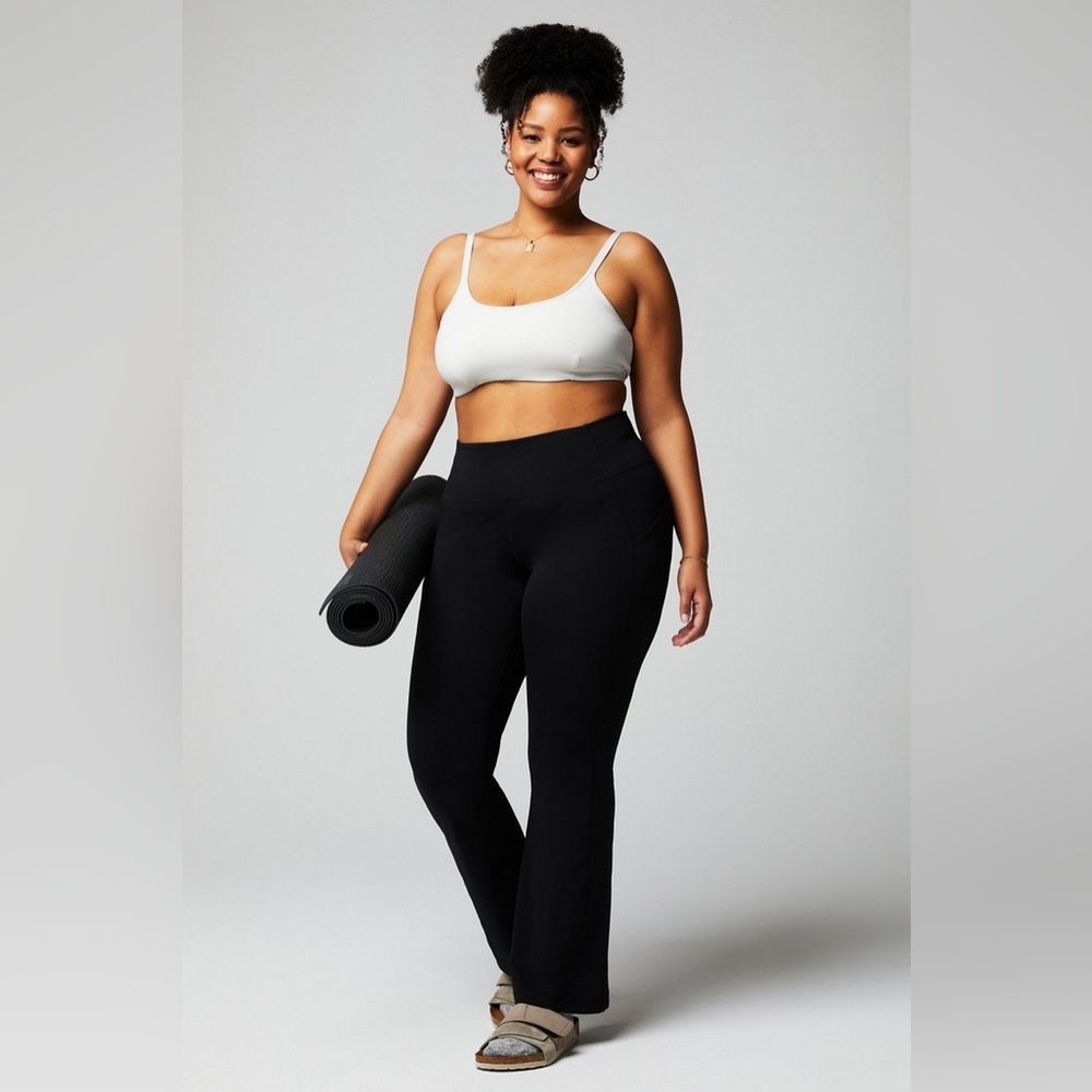 NWT Fabletics High-rise Flare Yoga pants - Picture 5 of 14